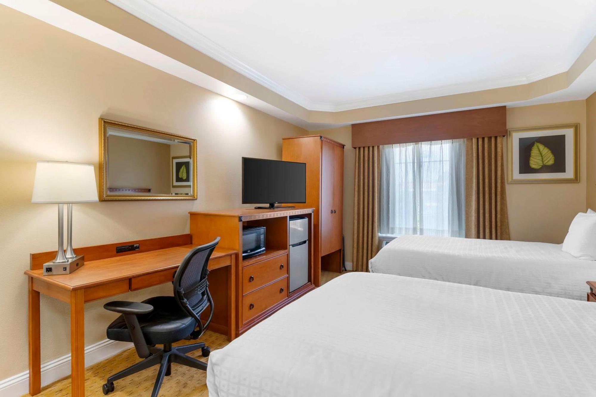 Best Western Plus Kingsland Buitenkant foto